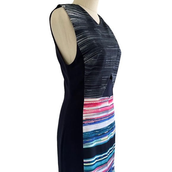 GINGER & SMART Sz8 Stunning multi fabric structured dress with keyhole cut out🏅 - Picture 6 of 12